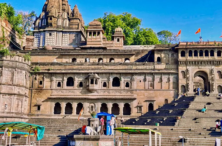 MAHESHWAR – A Serene Riverside Heritage Town