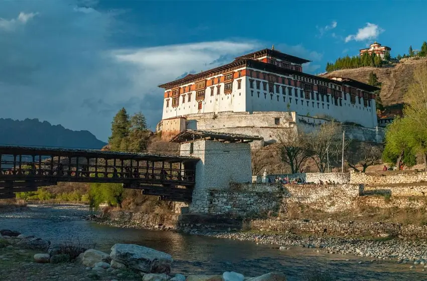 Drive to Paro ( B & D )