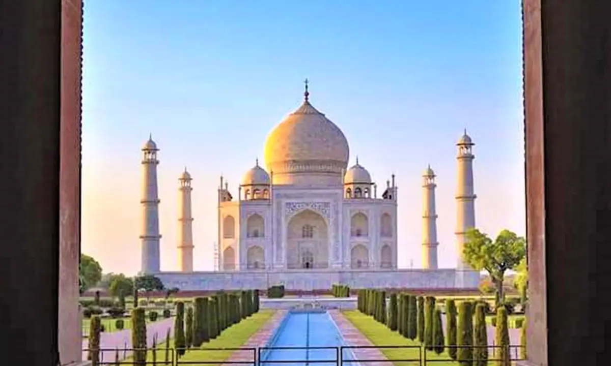 Crown Jewels of India & the Soul of Kerala