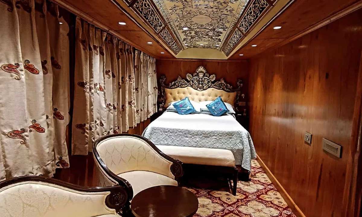 Palace on Wheels Train Tour